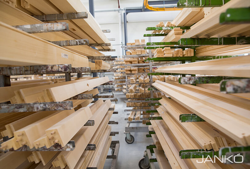 Jankó – građevinska stolarija kao građevni element.